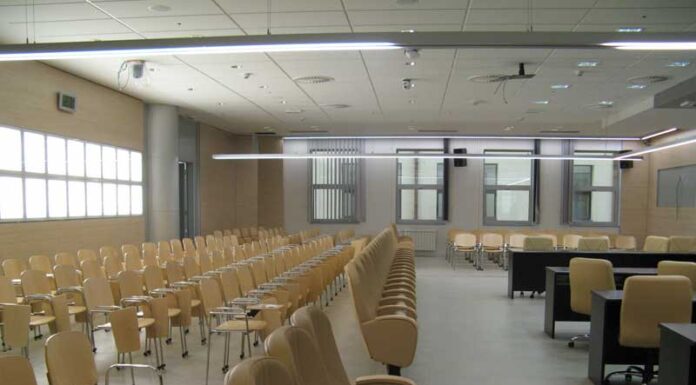 ODGOVARAJUĆI POSLOVI I POSLOVI ZA KOJE JE KAO USLOV PREDVI-ĐEN RAZLIČIT STEPEN STRUČNE SPREME