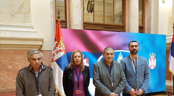 Narodni poslanici upoznati s krizom rukovođenja i poslovanja fabrike Zastava oružja