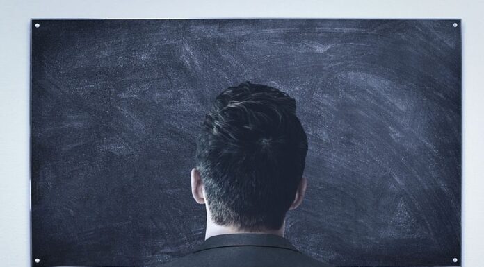 Sindikat obrazovanja pisao Vučiću i Brnabić: Štrajk ukoliko nastavite da ignorišete naše zahteve