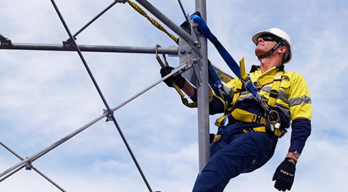 Aktivnom ulogom u prevenciji i pravilnim korišćenjem opreme, zaposleni smanjuju rizik od povreda na radu