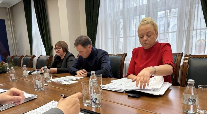 ODRŽAN SASTANAK SA MINISTROM FINANSIJA SINIŠOM MALIM